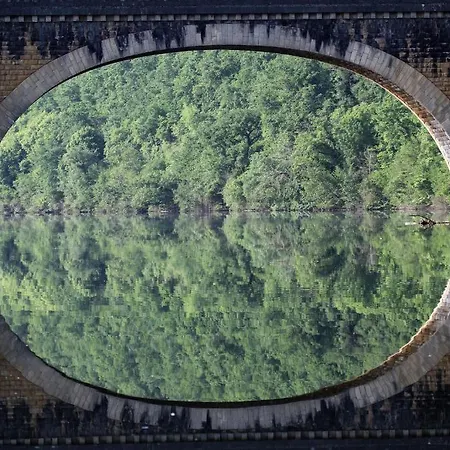 Hotel Le Barrage Mauzac-et-Grand-Castang